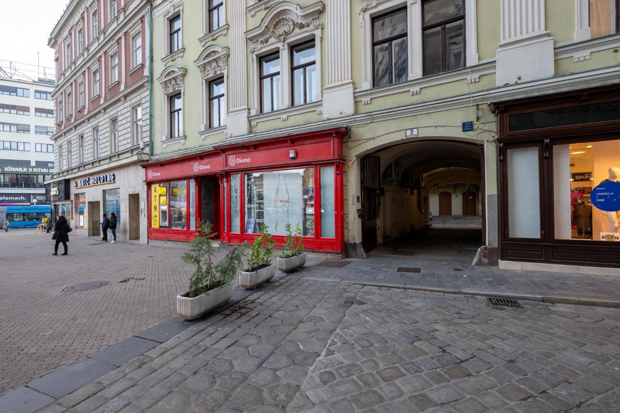 Mandina Studios On A Main Square Zágráb Kültér fotó